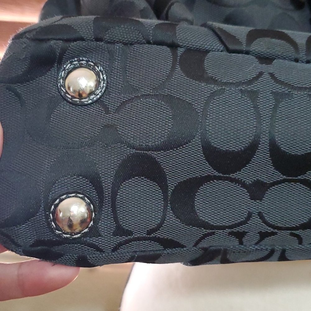 Coach Handbag - Picture 3 of 12